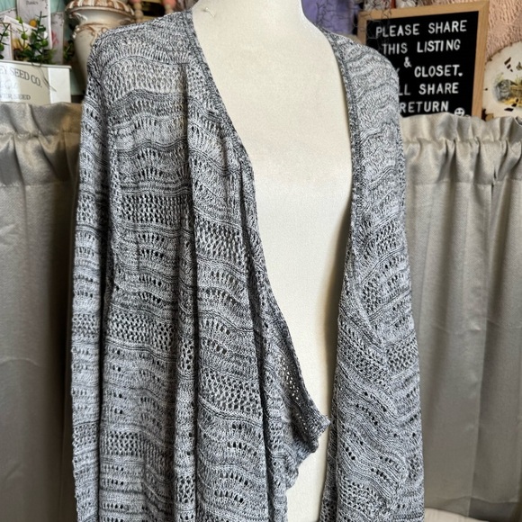 Catherines Cozy Gray Knit Cardigan Sweater 3X - Picture 3 of 8